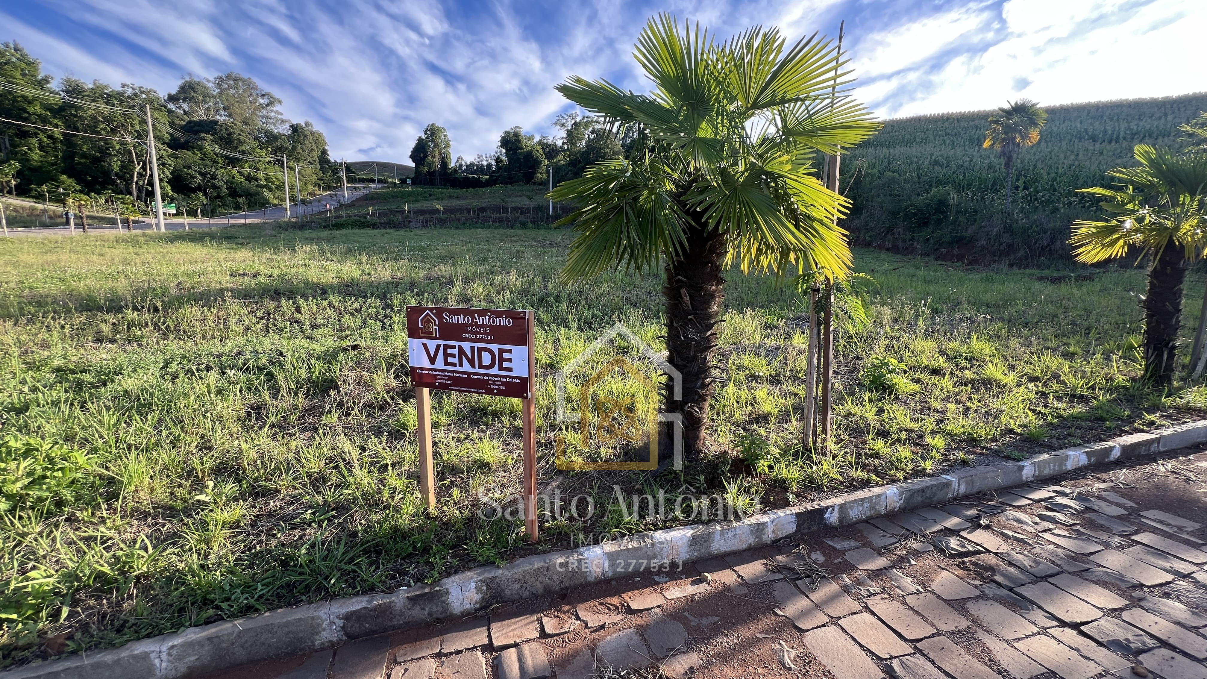 Terreno residencial - Bairro Santin