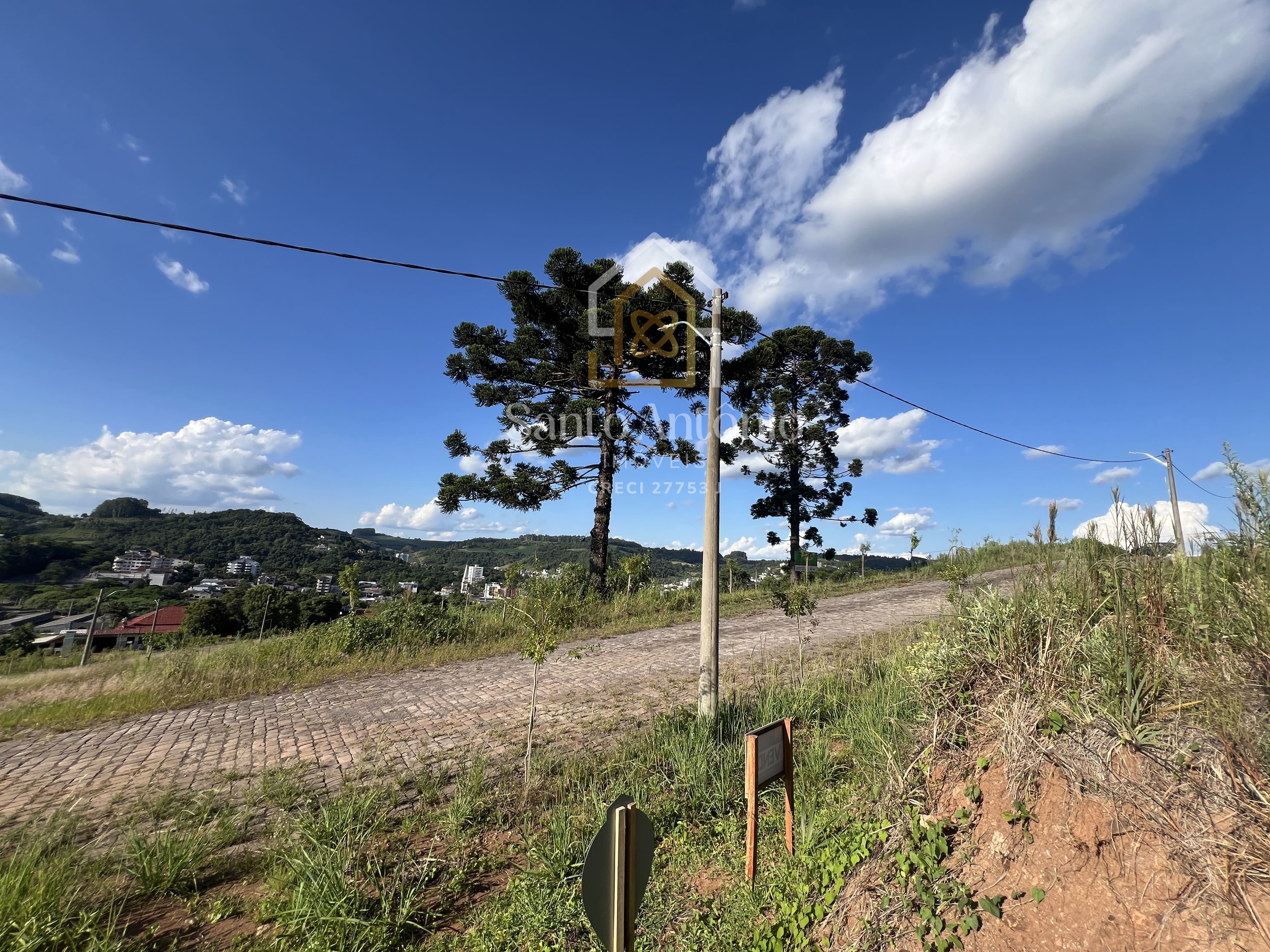 Terreno residencial - Bairro Santin