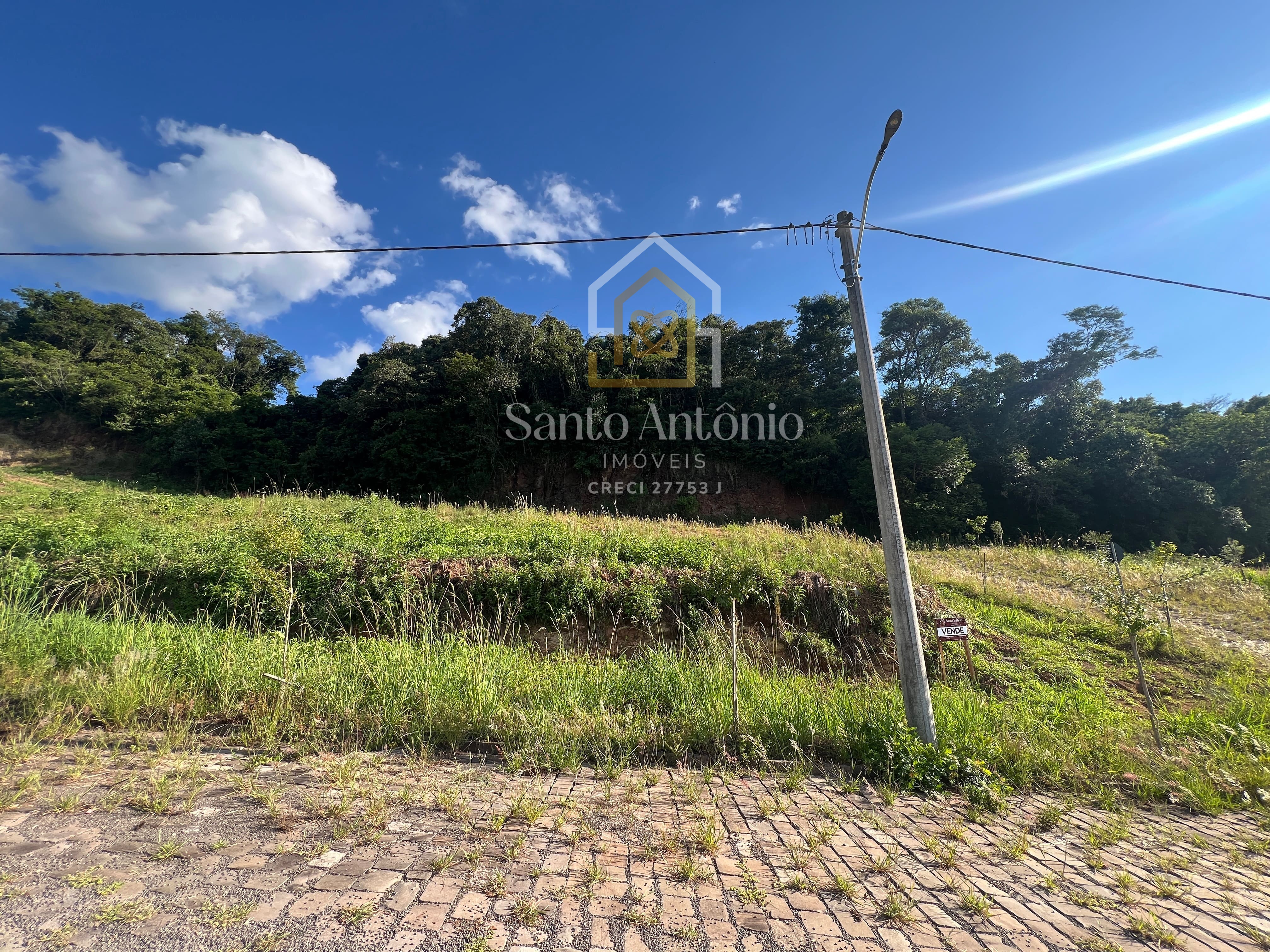 Terreno residencial - Bairro Santin