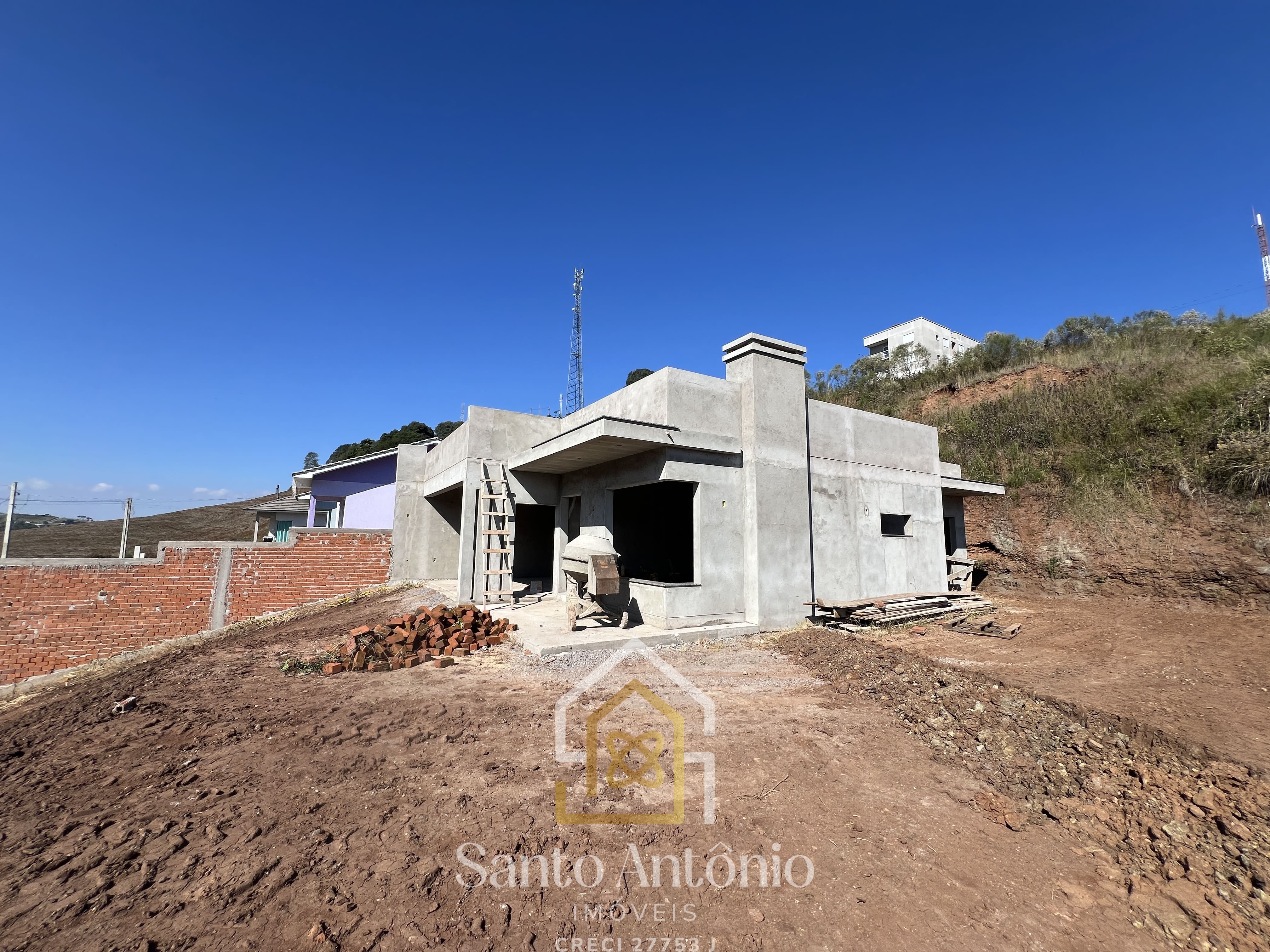 Casa - Bairro Santin - Lot. Santa Rita